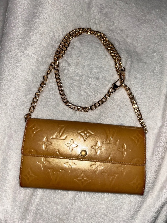 Handbags - Louis Vuitton Vernis Sarah Wallet Golden Bronze COA INCLUDED.